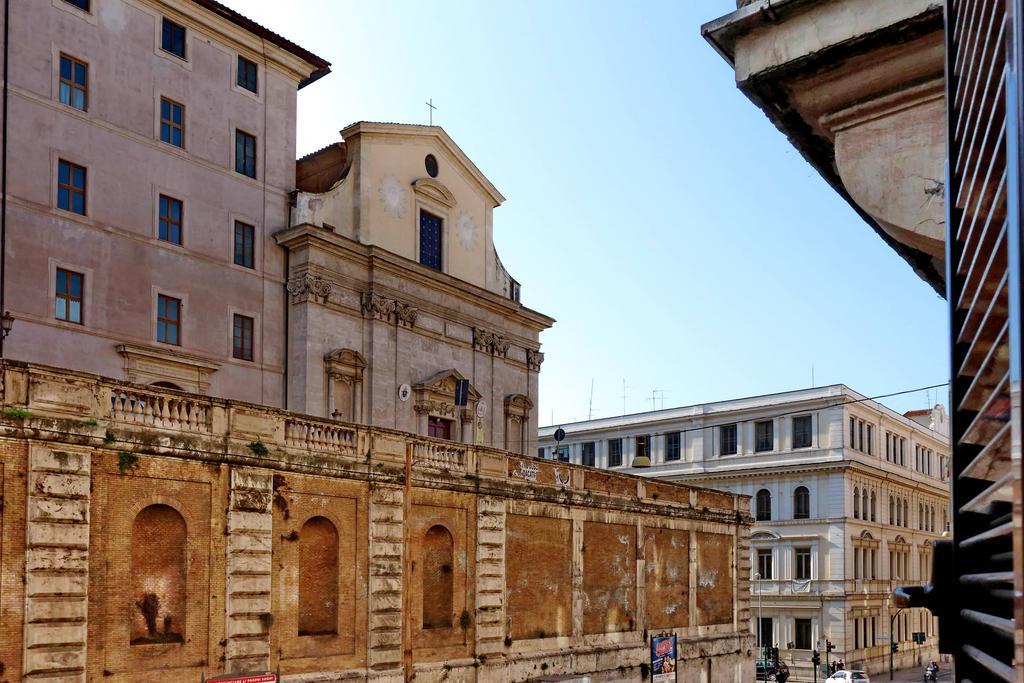 Appartement Cozy Fabia 300 Mt From Colosseum Rome