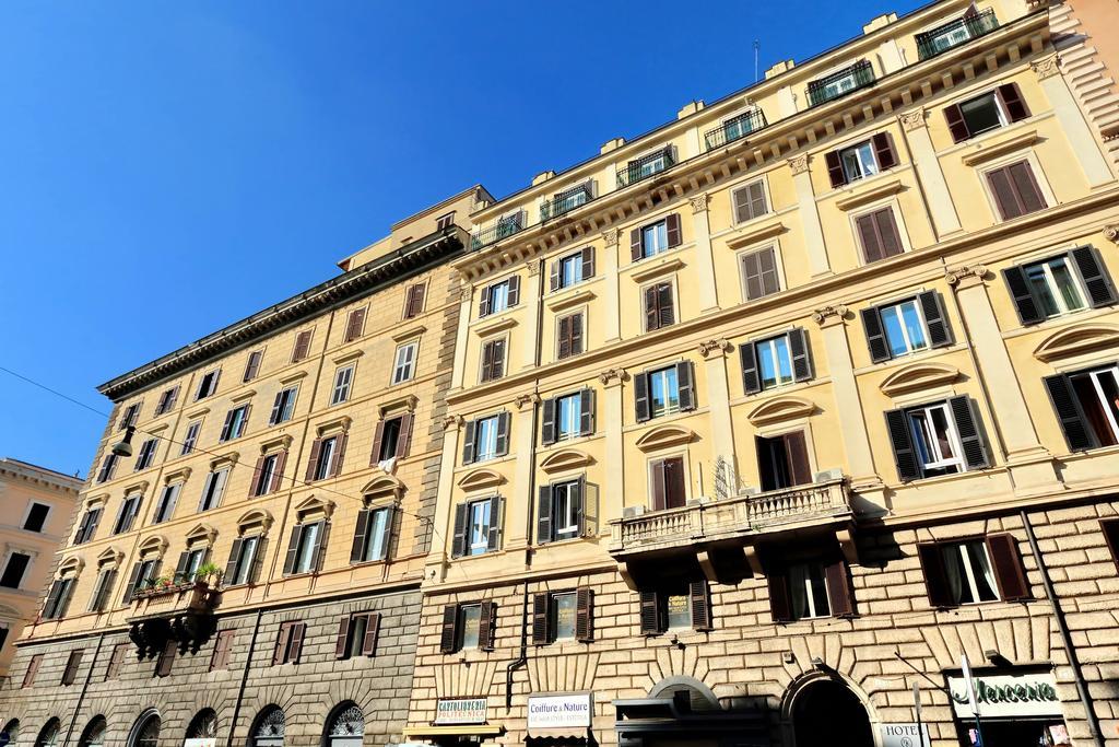 Appartement Cozy Fabia 300 Mt From Colosseum